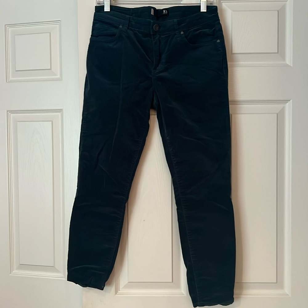 Perfect condition velvet Kut jeans in a teal green color